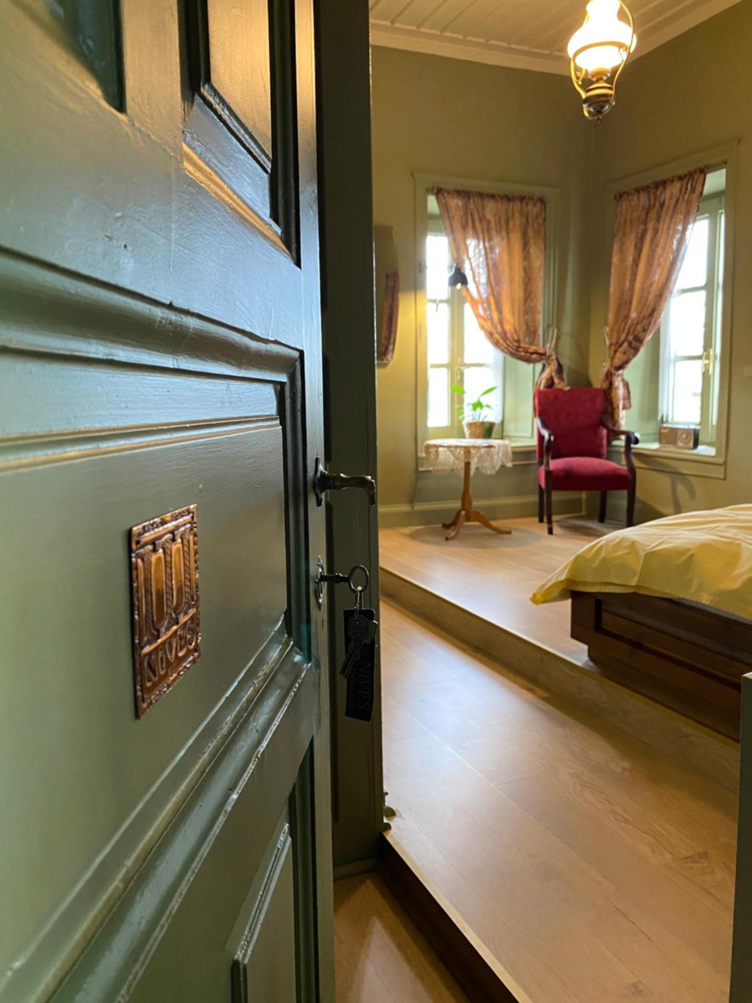 Nives Hotel Nymfaio Bagian luar foto